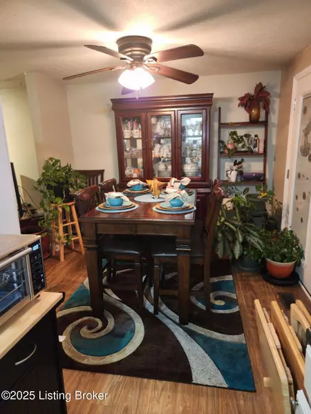 4414 Amelia Ct, Louisville, KY 40241