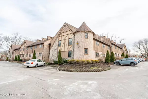 221 N Clifton Ave #APT 2, Louisville, KY 40206