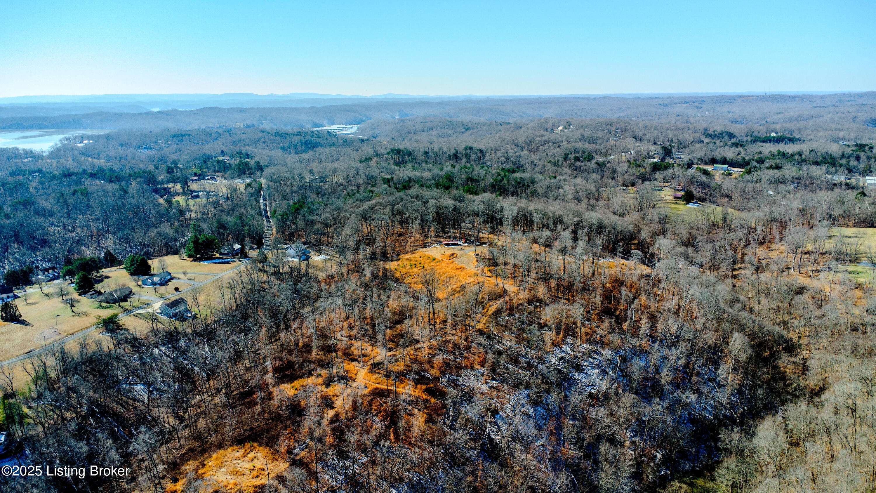 Jamestown, KY 42629,422 Lily Creek Ramp Rd