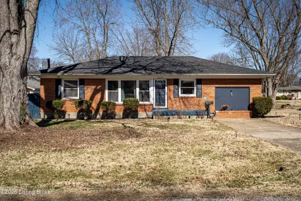 5207 Dogwood Dr, Louisville, KY 40258