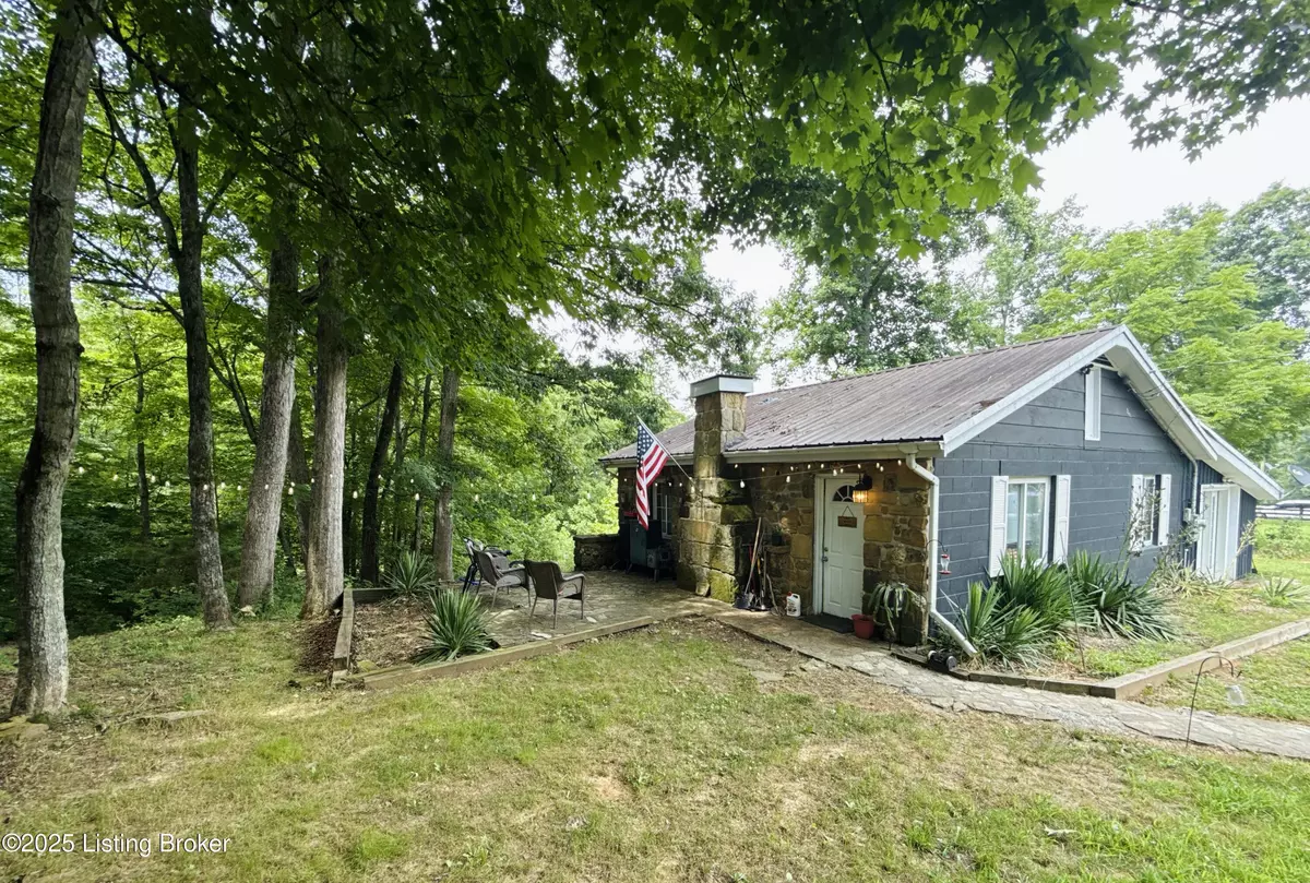 Jamestown, KY 42629,110 Andrews Ln