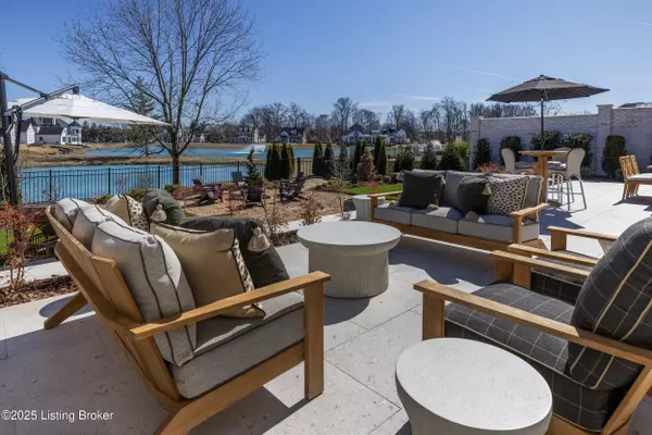 Prospect, KY 40059,8219 Sutherland Farm Rd