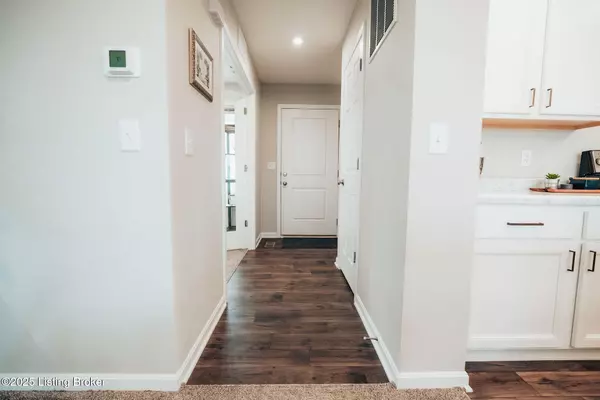 Shepherdsville, KY 40165,398 Birchwood Dr