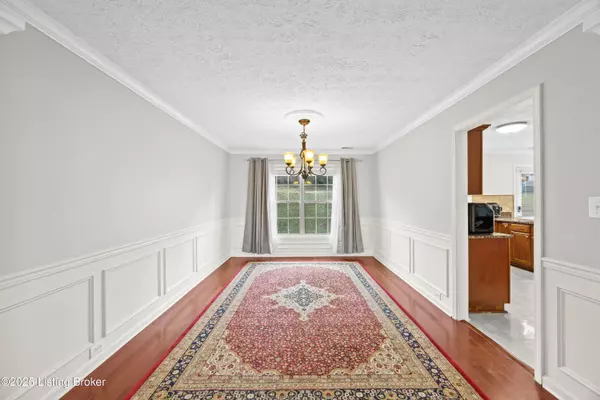 Louisville, KY 40241,10729 Copper Ridge Dr