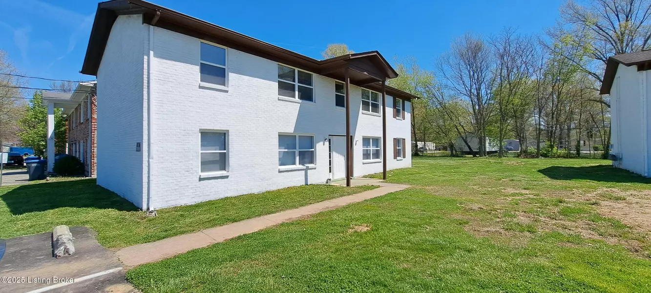 12613 E Orell Rd, Louisville, KY 40272