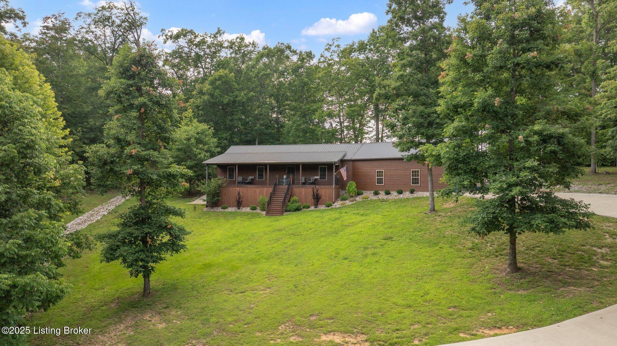 Bee Spring, KY 42207,127 Ironwood Dr