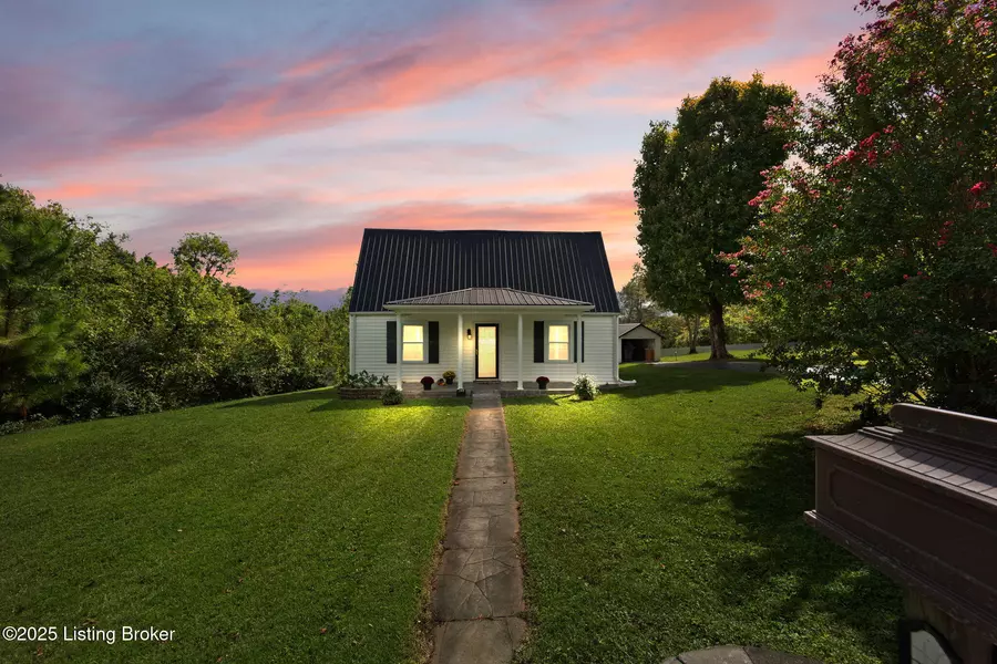 209 W old street St, Munfordville, KY 42765