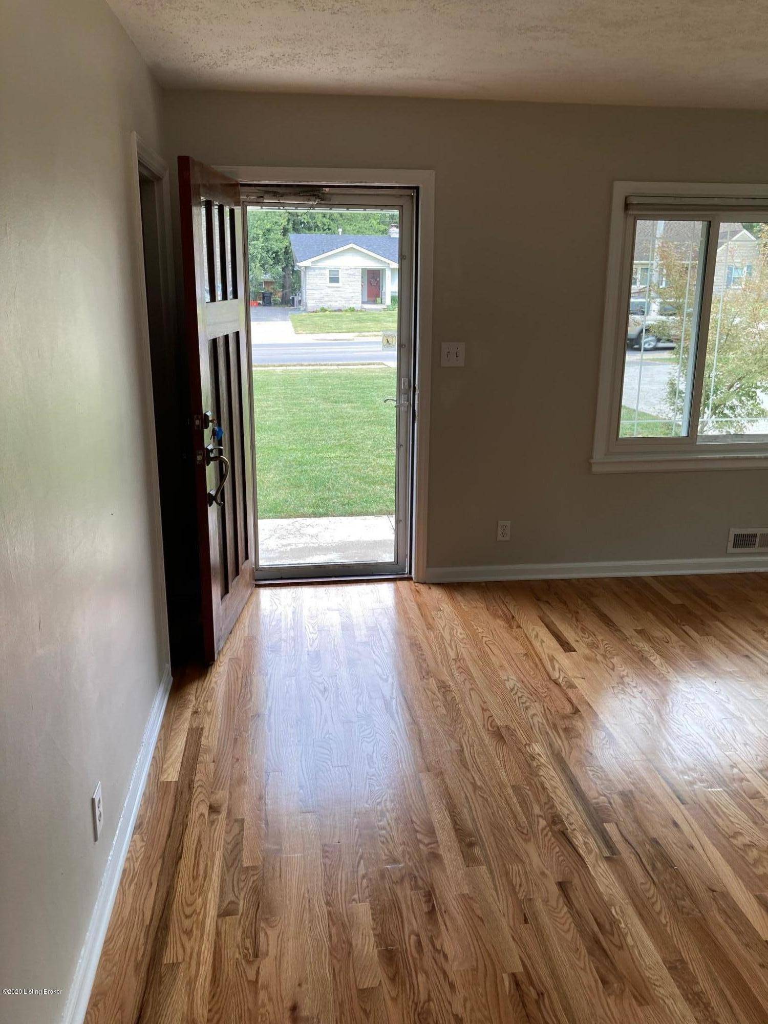 Louisville, KY 40220,2510 Browns Ln