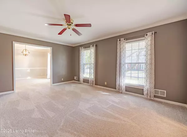 Douglass Hills, KY 40243,318 Brentford Ct