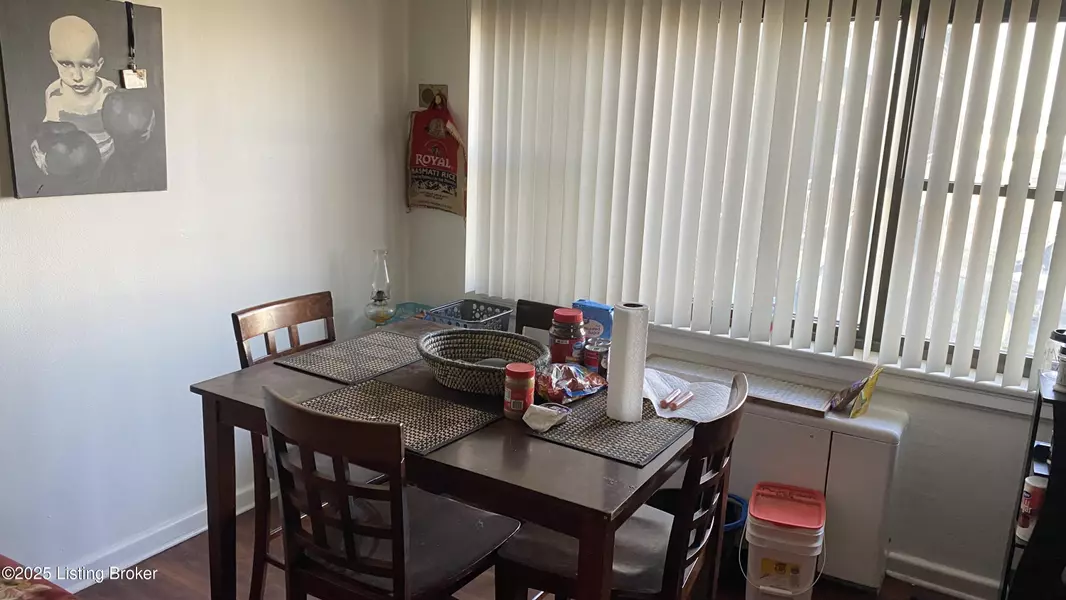 3320 Bardstown Rd #27, Louisville, KY 40218