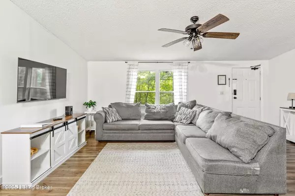 Leitchfield, KY 42754,464 Fawn Hill LOOP