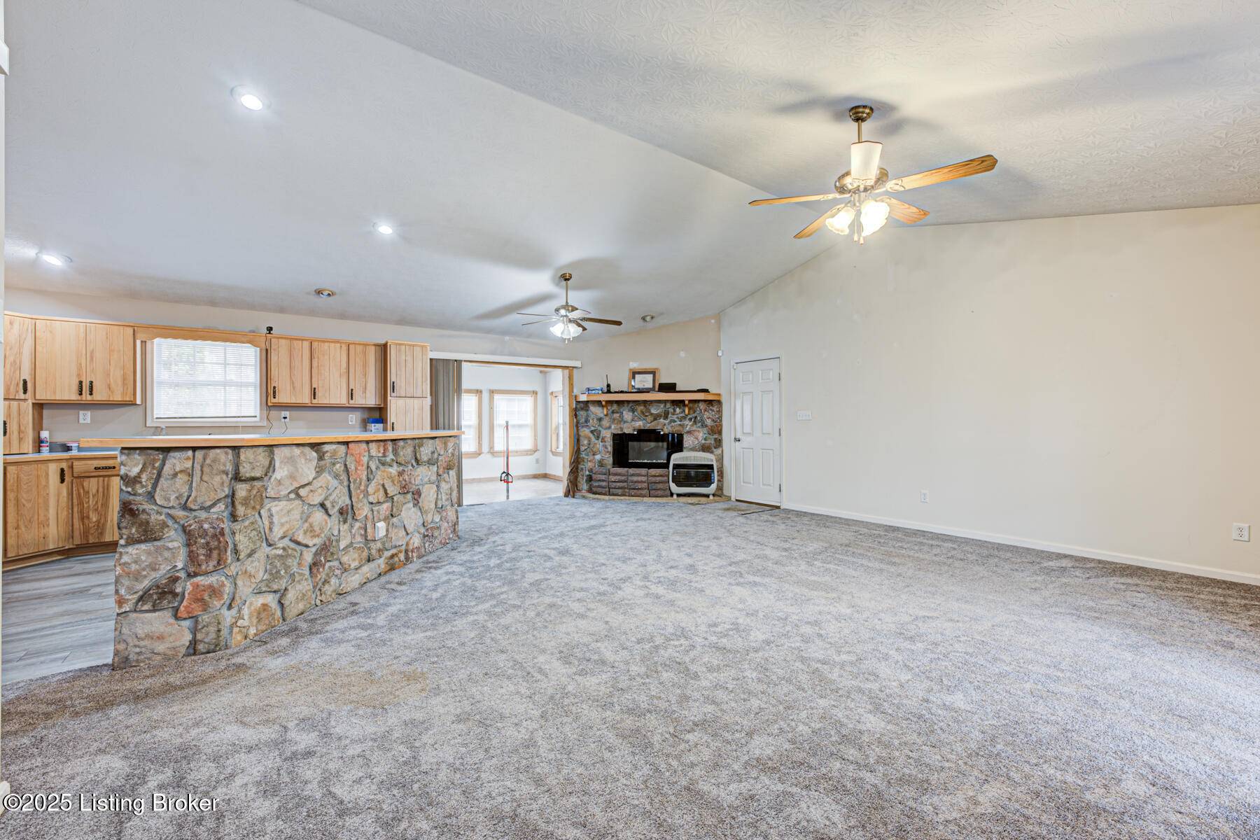 Shepherdsville, KY 40165,1670 Pine Creek TRL