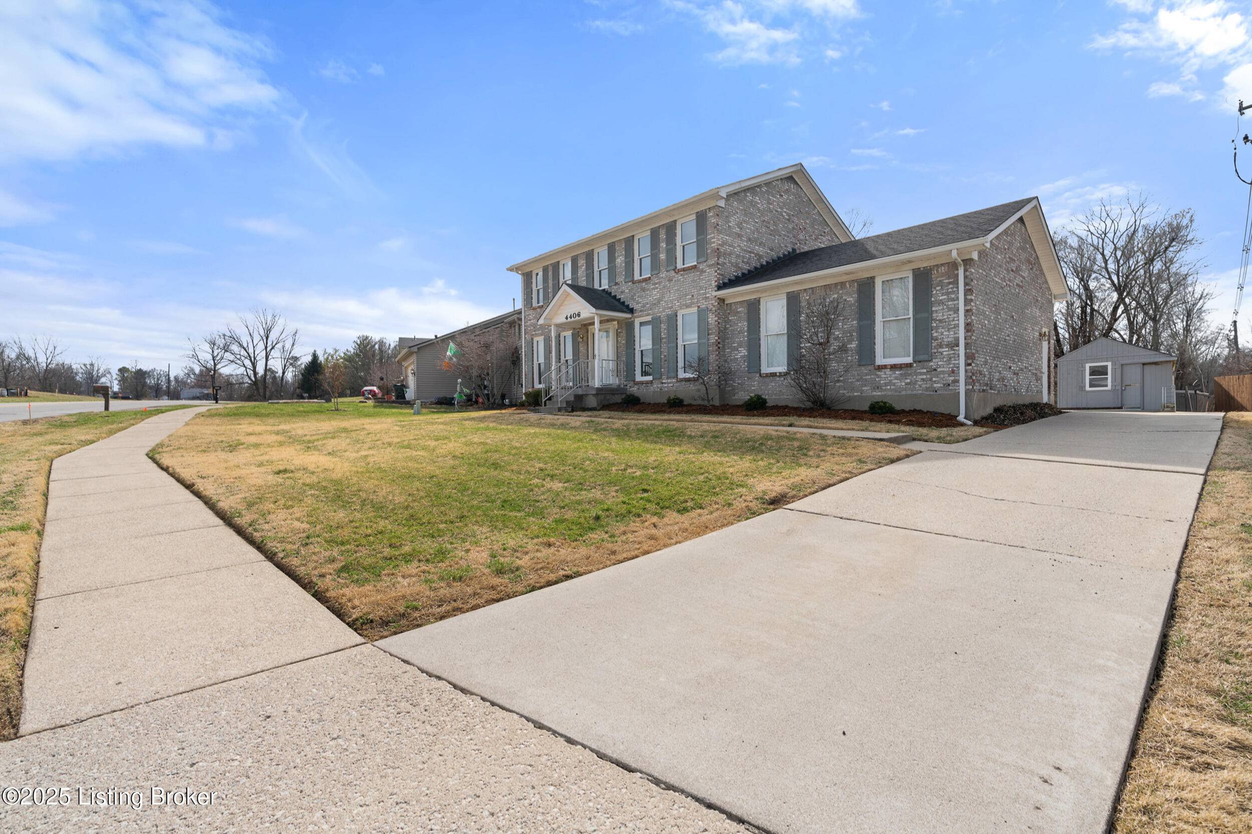 Jeffersontown, KY 40299,4406 Lochridge Pkwy
