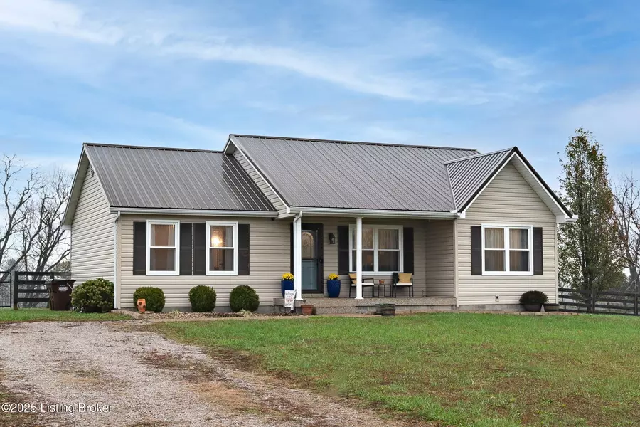 823 Webb Ln, Taylorsville, KY 40071