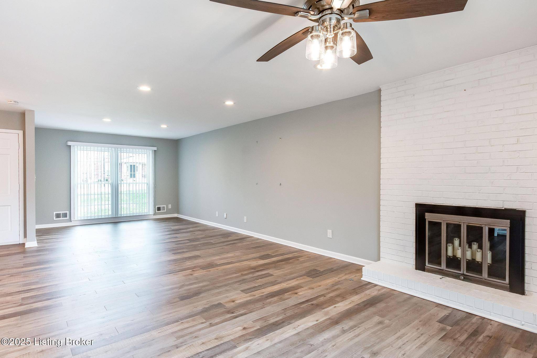 Louisville, KY 40299,4706 Longborough Ct