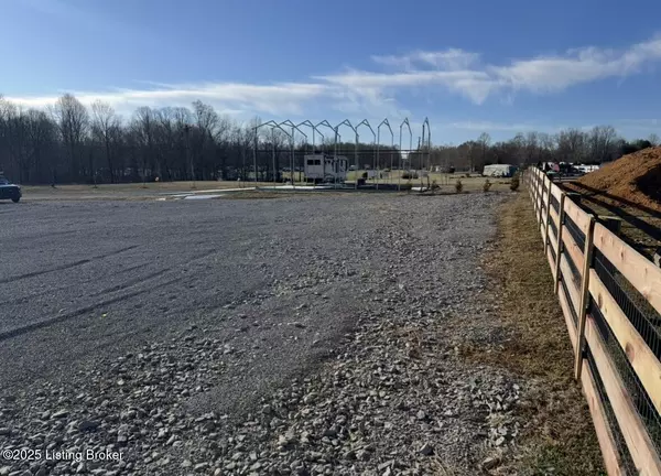 Columbia, KY 42728,3831 Holmes Bend Rd