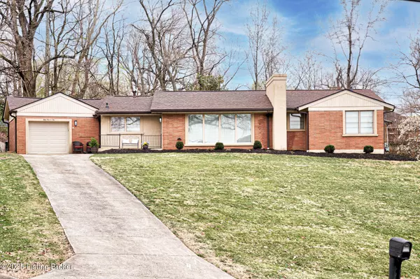 5105 Dawn Dr,  Louisville,  KY 40216