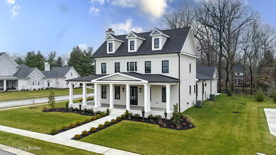 8100 Sutherland Farm Rd, Prospect, KY 40059