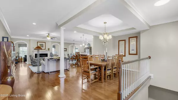 Louisville, KY 40223,10723 Riva Rd