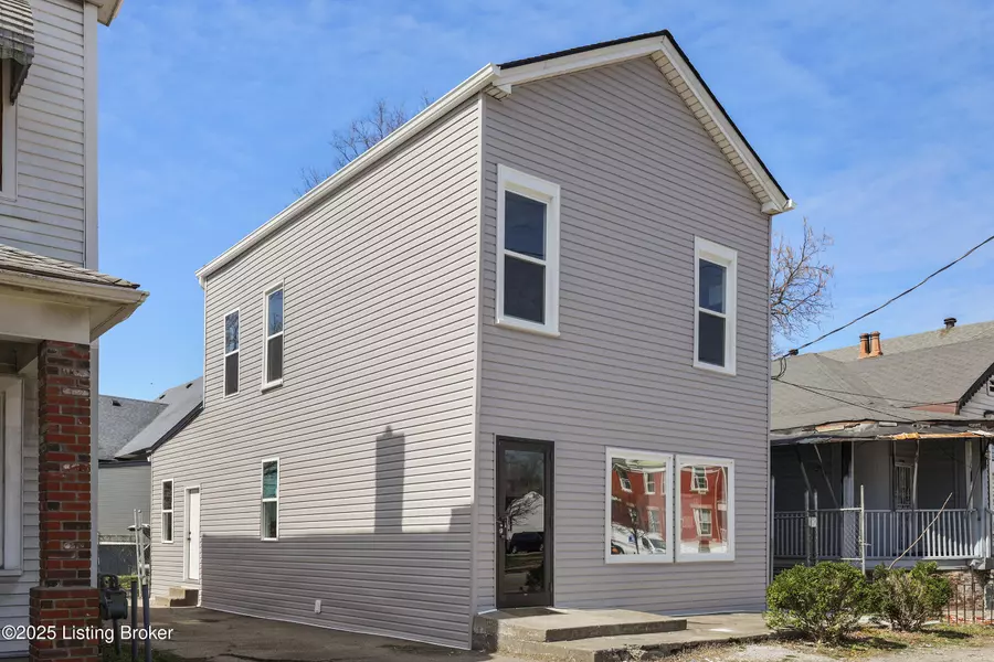 2806 S 4th St, Louisville, KY 40208