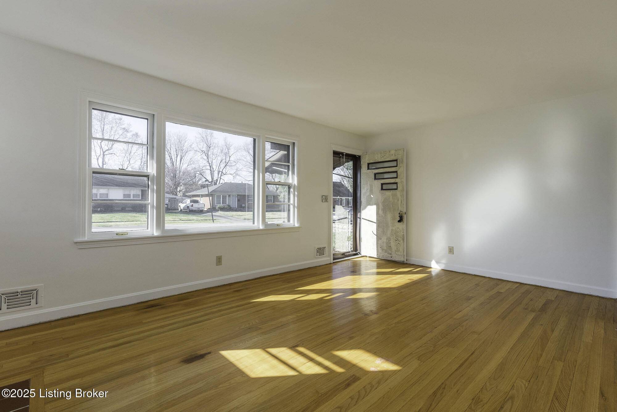Louisville, KY 40243,12309 Davidson Dr