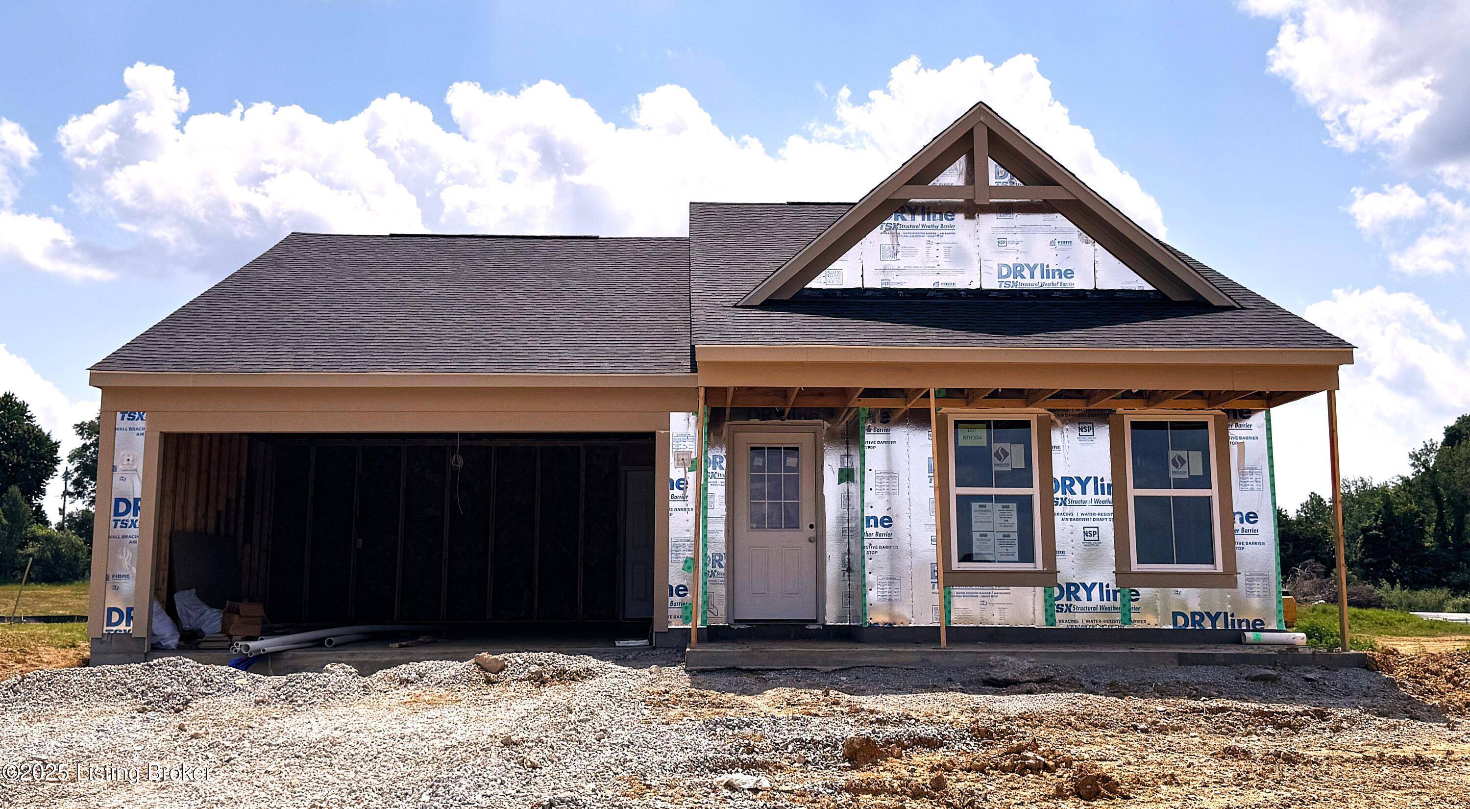 107 Maple Leaf Dr, Mt Washington, KY 40047