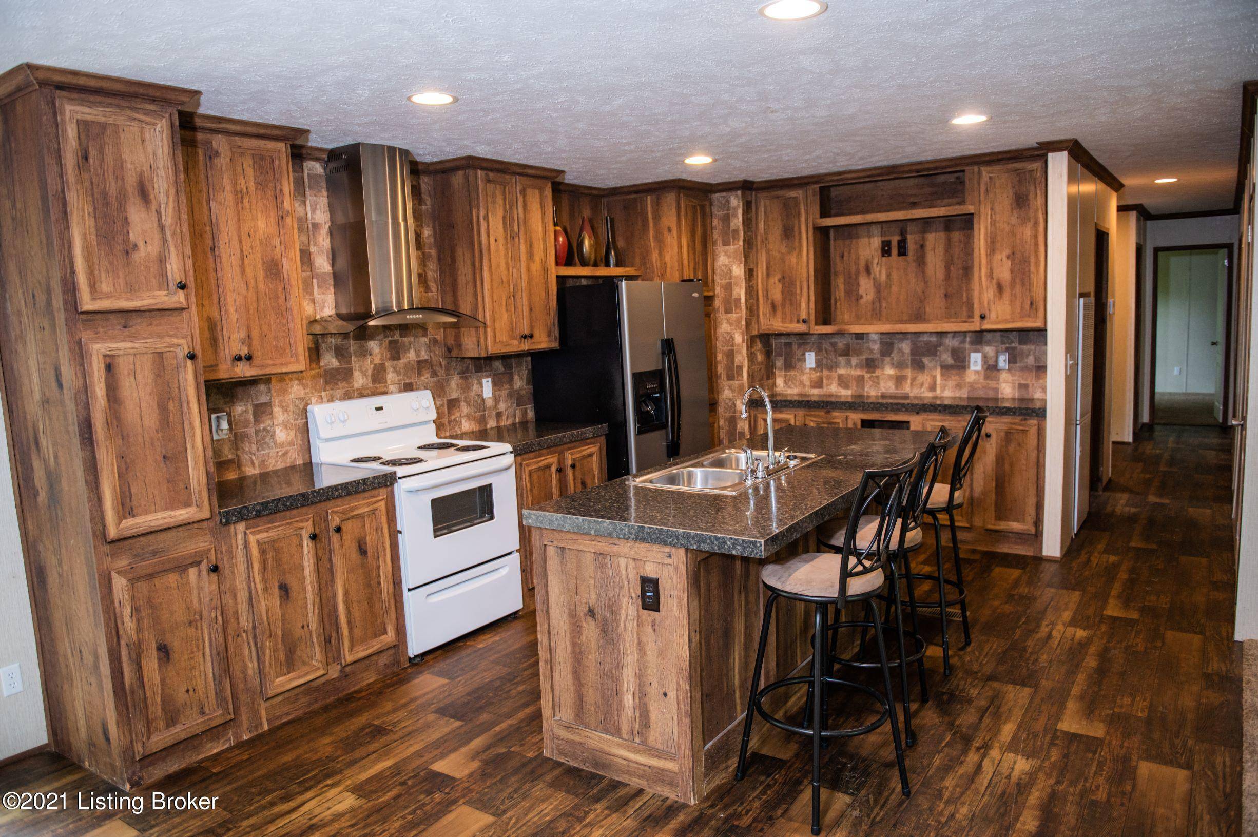 Coxs Creek, KY 40013,1280 Mobley Mill Rd