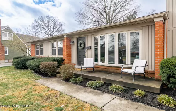 Louisville, KY 40207,6869 Green Meadow Cir