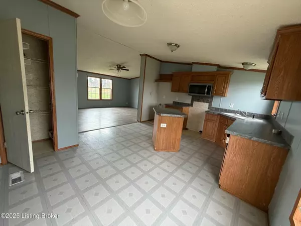 Garfield, KY 40140,42 Foggy Bottom Ln