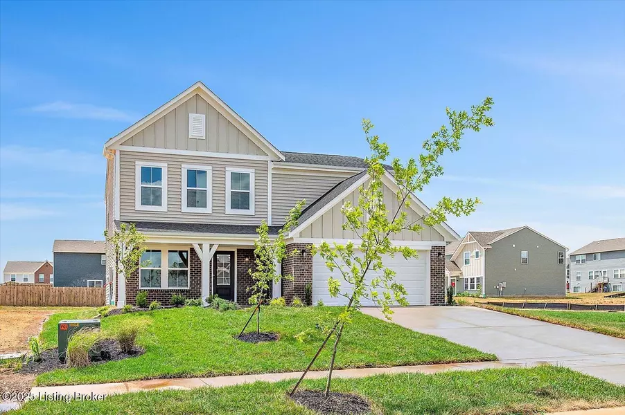 11100 Ornate Pl, Louisville, KY 40229