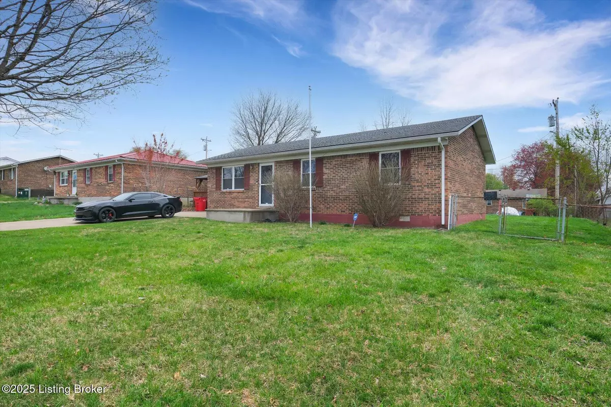 Frankfort, KY 40601,2802 Cardwell Ln