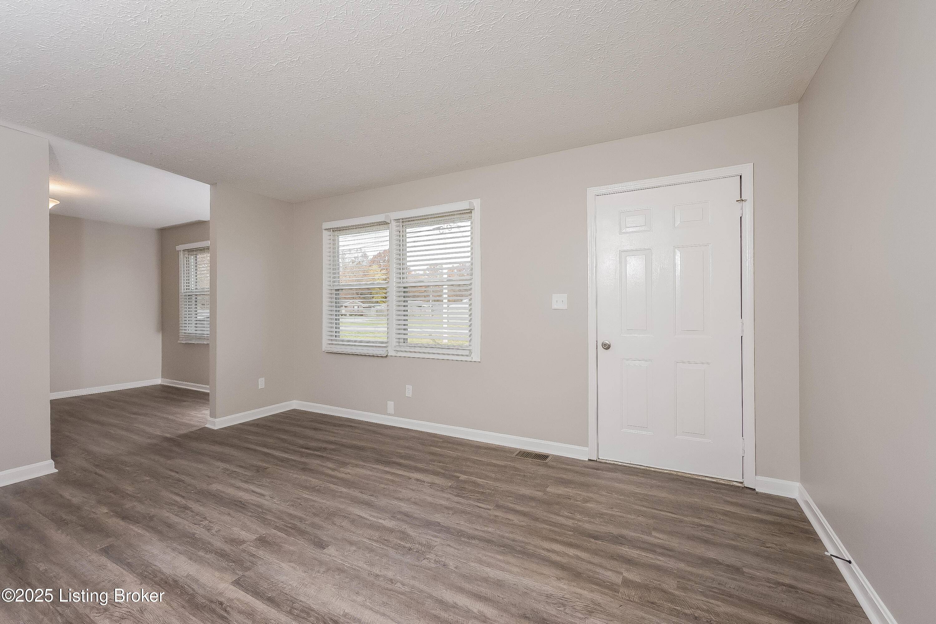 Shepherdsville, KY 40165,129 Johnson Dr