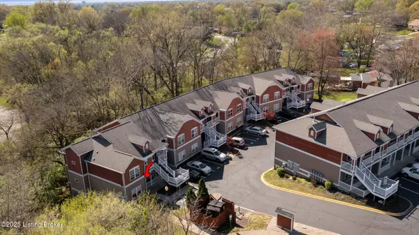 Louisville, KY 40220,3100 Beargrass Run Ct #105