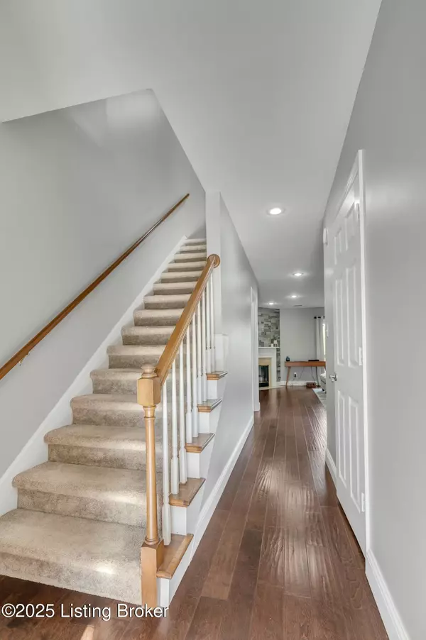 Lexington, KY 40502,1129 Turkey Foot Rd #APT 9