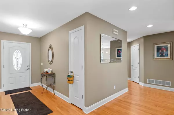 Crestwood, KY 40014,7812 Beechdale Rd