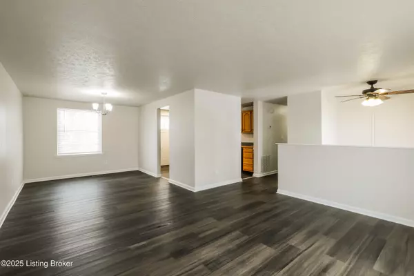 Louisville, KY 40245,4009 Northumberland Dr