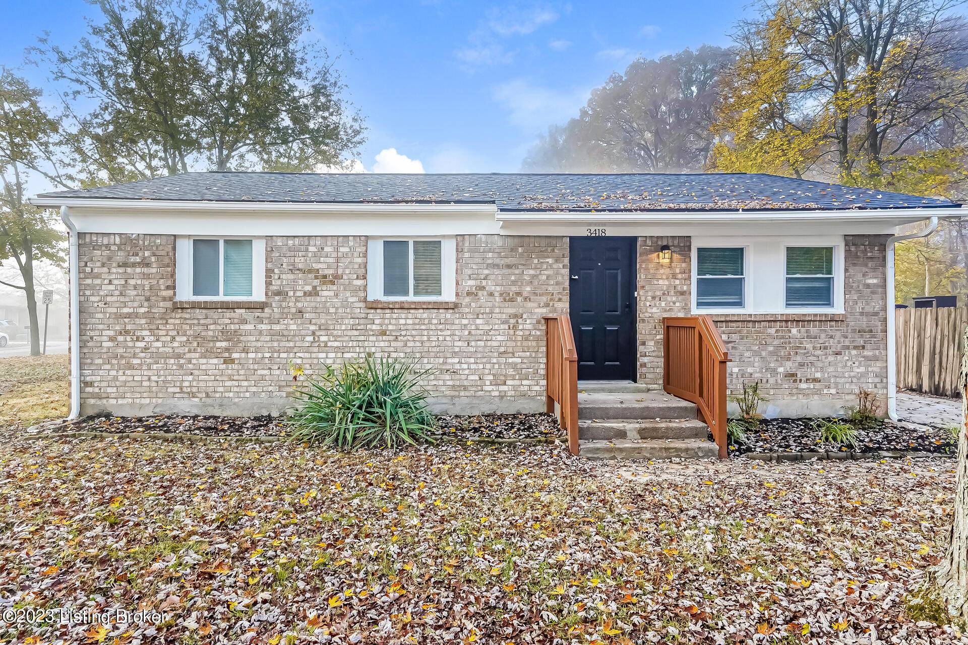 3418 Bonaventure Blvd, Louisville, KY 40219
