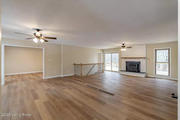 La Grange, KY 40031,3502 ROCK ROSE Ln