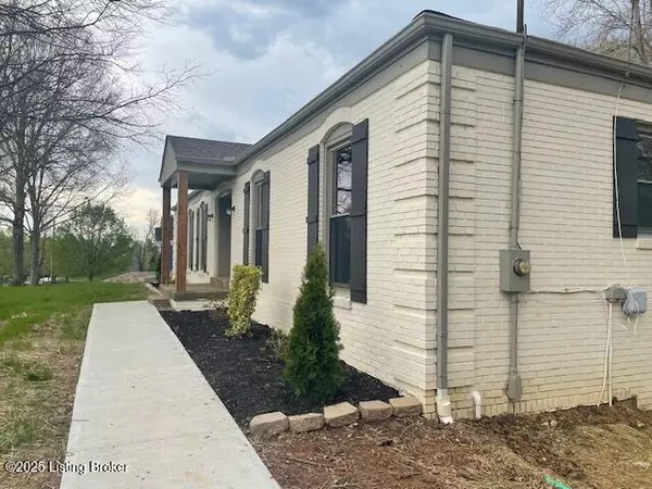 La Grange, KY 40031,3502 ROCK ROSE Ln