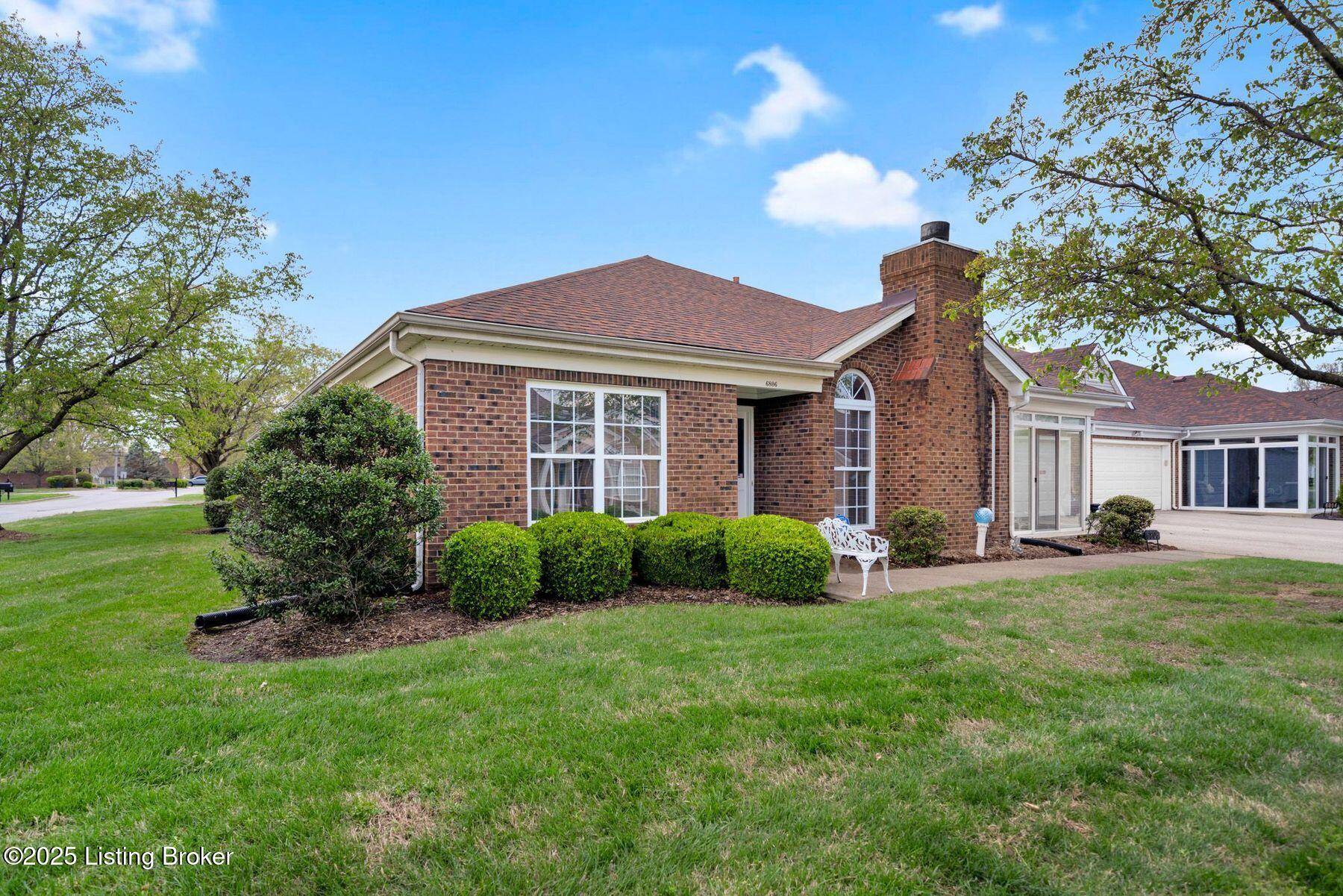 Louisville, KY 40258,6806 River Pointe Pl