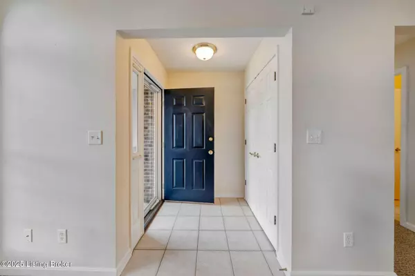 Louisville, KY 40258,6806 River Pointe Pl
