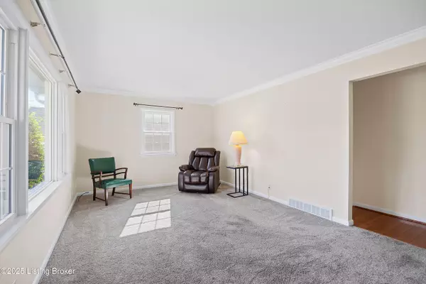 Louisville, KY 40216,2416 Helen St