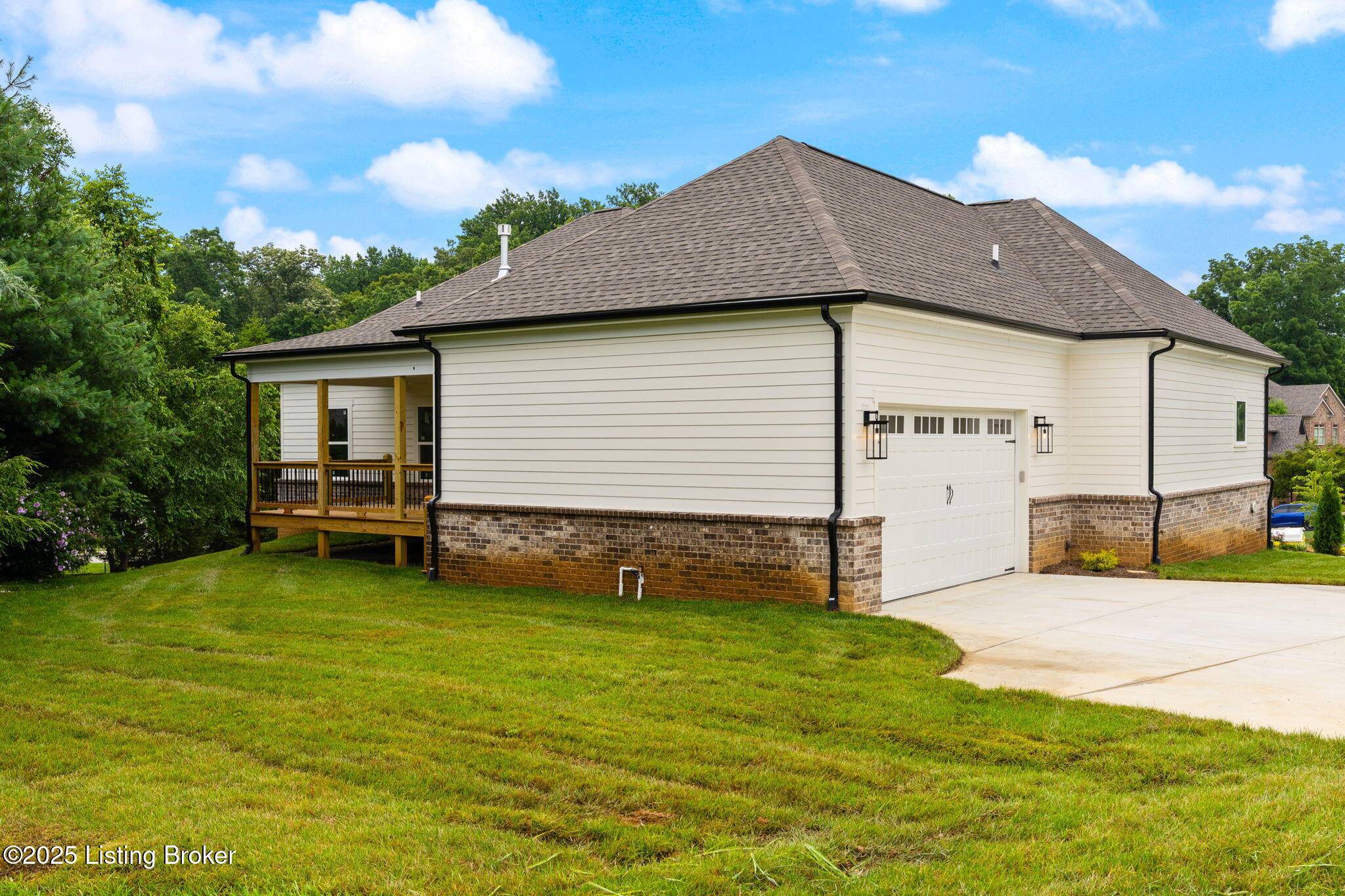 La Grange, KY 40031,3015 Heather Green Blvd