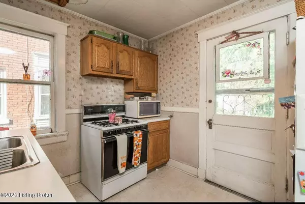 Louisville, KY 40206,117 Hillcrest Ave