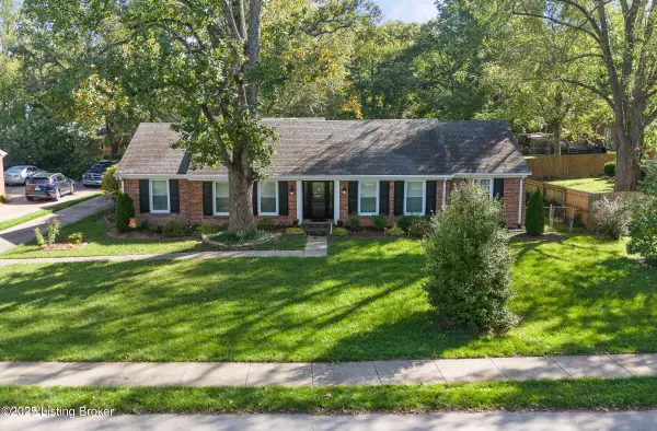 405 Whiteheath Ln, Louisville, KY 40243