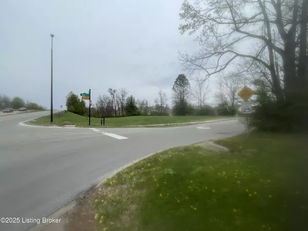1600 Alpha Ave, Louisville, KY 40223