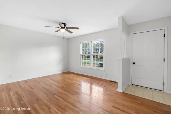 Shelbyville, KY 40065,691 Aqua Shores Dr