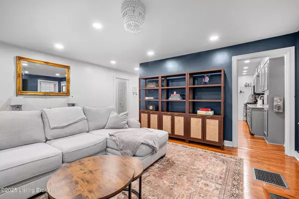 Louisville, KY 40207,3917 Elmwood Ave