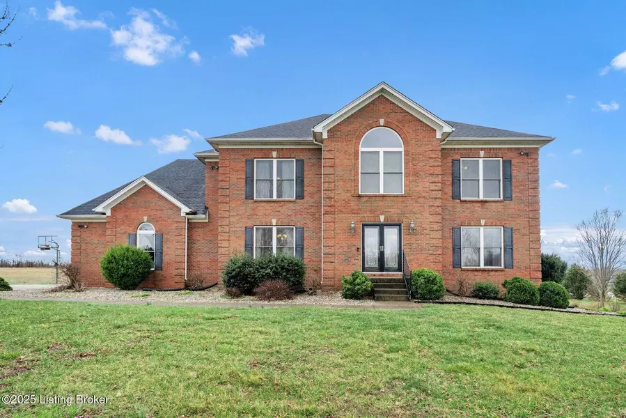 2504 Garrett Point Rd, La Grange, KY 40031