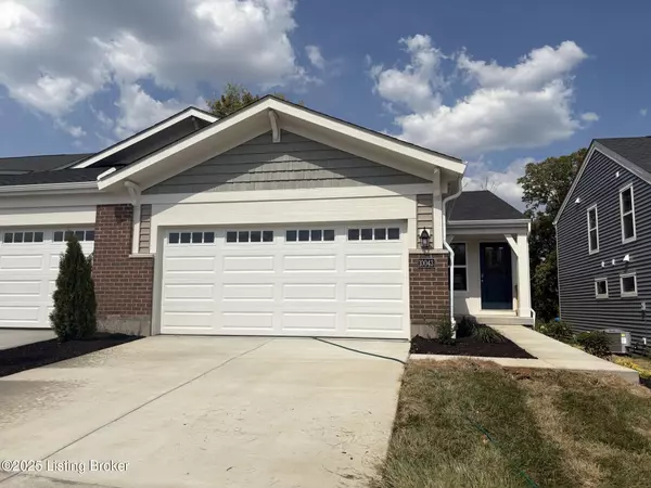 10043 Windcrest Farms Ln #27B, Louisville, KY 40291